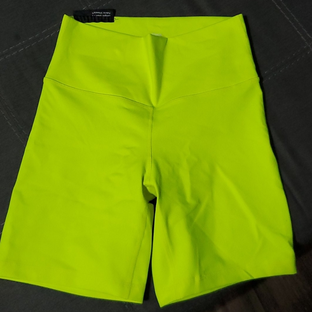 NWT Tna atmosphere 7" bike short